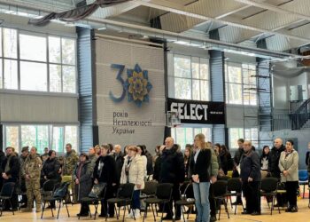 У Бучі вшанували пам’ять полеглих Героїв напередодні 10-ї річниці боїв за Дебальцеве