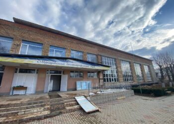 Відбудова Київщини: У Макарові триває капремонт ліцею коштом Європейського інвестиційного банку