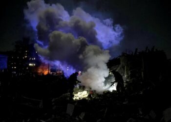 Заморожені кошти США ускладнюють розслідування воєнних злочинів Росії, — Reuters |