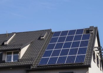 Зеленський підписав закон про виплату боргів на енергоринку