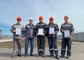 12 енергетиків компанії ДТЕК отримали нагороди за роботу з відновлення електропостачання в Одеській області