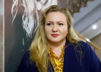 Акторка Олеся Жураківська потрапила в ДТП: винуватець аварії втік з місця події (ФОТО)