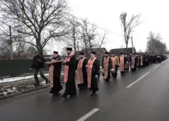 Бучанці пройшли Хресною дорогою в пам’ять невинних жертв російської агресії