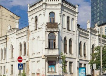 Частину Садиби Терещенків повернули у власність громади Києва | ПРО ГОЛОВНЕ