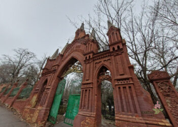 історична огорожа Байкового кладовища – Київрада підтримала петицію про збереження | ПРО ГОЛОВНЕ