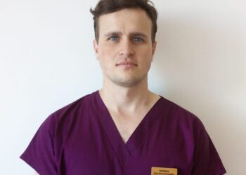 Лікар: Хрін його знає, що можна лікувати корою дуба