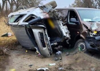 Три пошкоджених авто та постраждалі: масштабна ДТП на Київщині