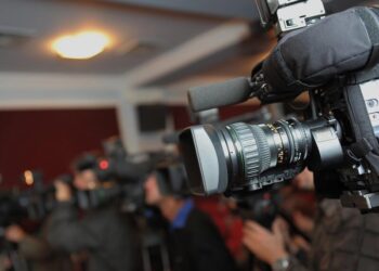 У Мінкульті України розповіли, коли відновлять виїзд за кордон діячів культури й медійників