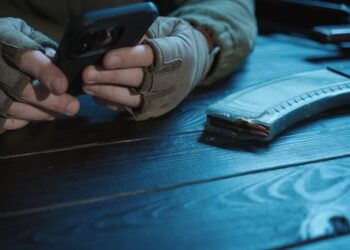 Українці згенерували 90 тис. дозволів на зброю в “Дії” за перші вісім годин роботи сервісу – Федоров