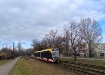 В Одесу прибув останній трисекційний трамвай Татра-Юг | ПРО ГОЛОВНЕ