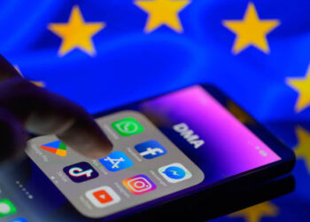 ЄС зменшить штрафи для Apple та Meta, щоб уникнути напруженості з Трампом |