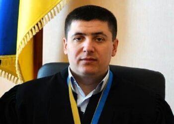 За суддю Жовніра заступилися прибічники Медведчука – Береза