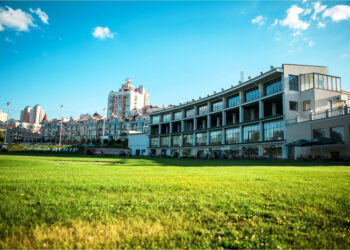 Український приватний університет KSE переробить Golf Center на Оболоні у свій новий кампус за $40 млн Економіка