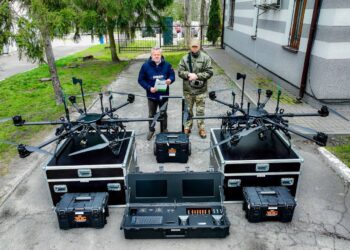 Бучанська громада передала для військових безпілотний авіаційний комплекс “Граніт”