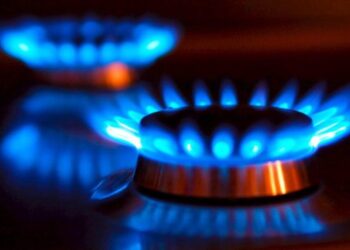 Газ і світло дорожчають: експерти прогнозують зростання тарифів у 2025 році |