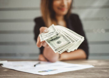 Як змінилася мінімальна зарплата з 2010 року: статистика |