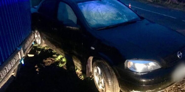 На Білоцерківщині водійка Opel збила жінку та врізалася в паркан