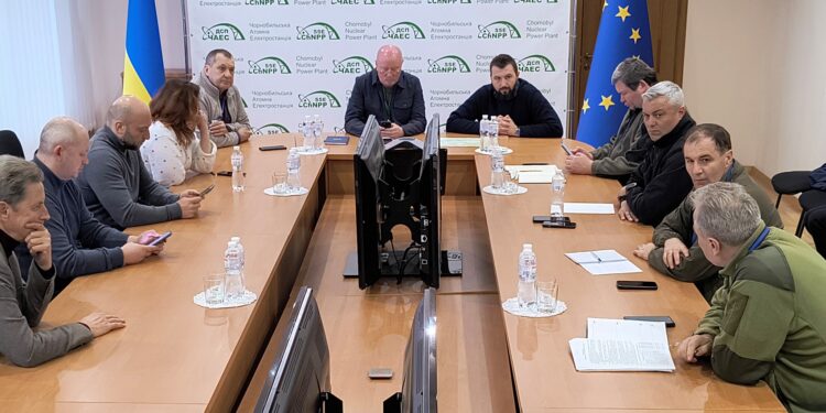 На Чорнобильській АЕС обговорили стратегію гуманітарного розмінування зони відчуження