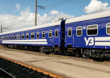 Онлайн-сервіси “Укрзалізниці” з продажу квитків повністю відновили роботу