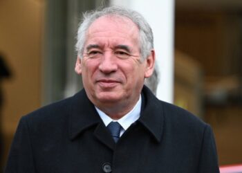 Прем’єр Франції: нові мита Трампа загрожують світовій економіці та США |