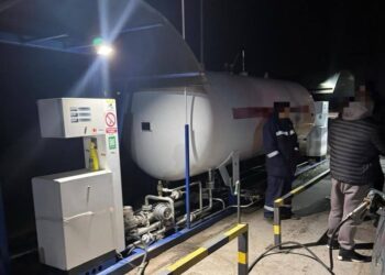 Судитимуть організатора нелегальної АЗС у Бучанському районі: збував контрафактне пальне