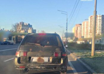 У Броварах водій їздив без номерного знака