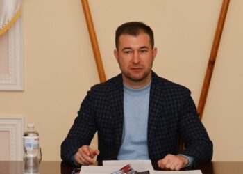 У Чернігові відбулася триденна загальноміська толока, під час якої жителі міста прибрали зелені зони й висадили квіти у 120 дворах – Ломако