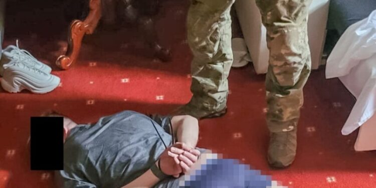 У Польщі затримали 15 українців, які примушували до проституції своїх землячок – СВІТ