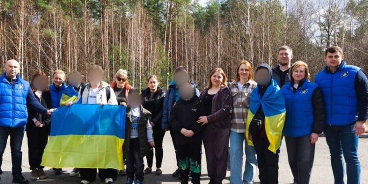 Україна повернула з окупованих територій п’ятьох дітей