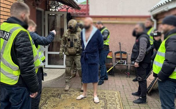 Вербував українок для сексуальної експлуатації за кордоном: затримали жителя Київщини