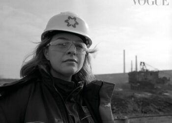 Vogue показав, як українські жінки опановують чоловічі професії на прикладі металургині з “Метінвесту”