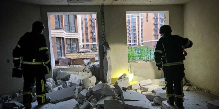2 загиблих внаслідок російської атаки на столицю та область