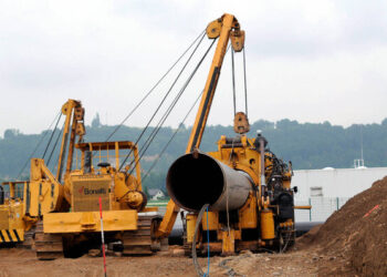 Китай, найбільший імпортер нафти, припинив закупівлі в США, — Bloomberg |