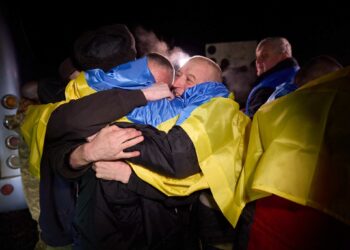 Міноборони та Генштаб ЗСУ розробили довідник для звільнених з полону військовослужбовців