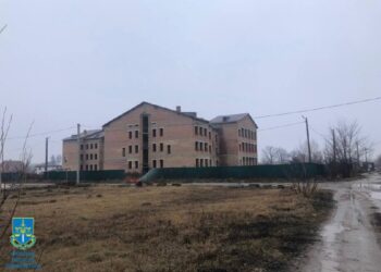 На Київщині підрядник ​​заволодів майже 2,8 млн грн під час будівництва навчально-виховного закладу