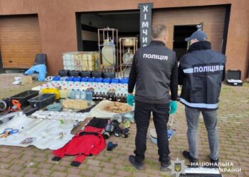 Нацполіція проводить понад 200 обшуків у межах спецоперації проти наркобізнесу в Україні