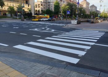 Наземний перехід запрацював біля метро Хрещатик | ПРО ГОЛОВНЕ