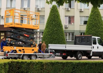 Німеччина передала сучасну спецтехніку в Ірпінь