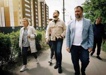 У Бородянці проінспектовано відбудову пошкоджених житлових будинків та облаштування інфраструктури