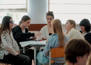 У Бучанській громаді понад 400 підлітків і молоді долучилисядо проєкту UPSHIFT_START