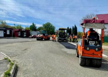 У Бучанській громаді розпочали роботи з ямкового ремонту доріг