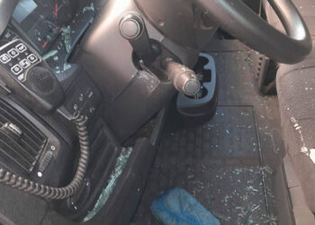 У Гребінках вандали розтрощили карети швидкої допомоги під час комендантської години