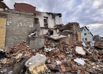 У Мархалівці на Київщині російська атака зруйнувала будинок гендиректора “5 каналу”