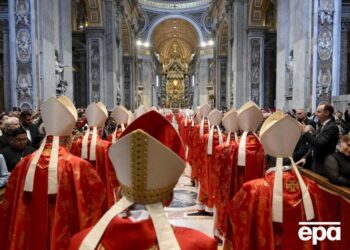 У Ватикані зібрався конклав, який обере нового папу римського