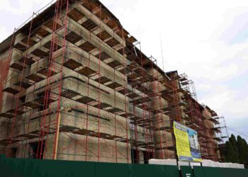 В облдержадміністрації закликають пришвидшити відбудову будинків, які постраждали від росії (ФОТО)