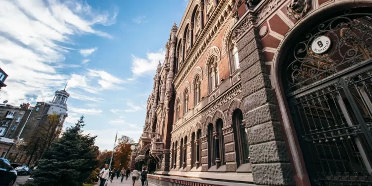 НБУ хоче змінити вимоги до деяких фінустанов