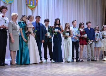 Броварська громада провела своїх випускників у доросле життя (ФОТО)