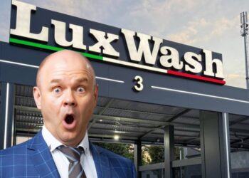 Голову Ставищенської громади Джужика не турбують питання екології та законності роботи автомийки LuxWash