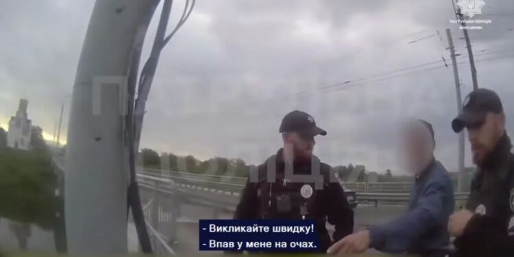На Київщині чоловік врятував потопальника