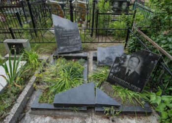 На кладовищі у Бучі зафіксували акт вандалізму
